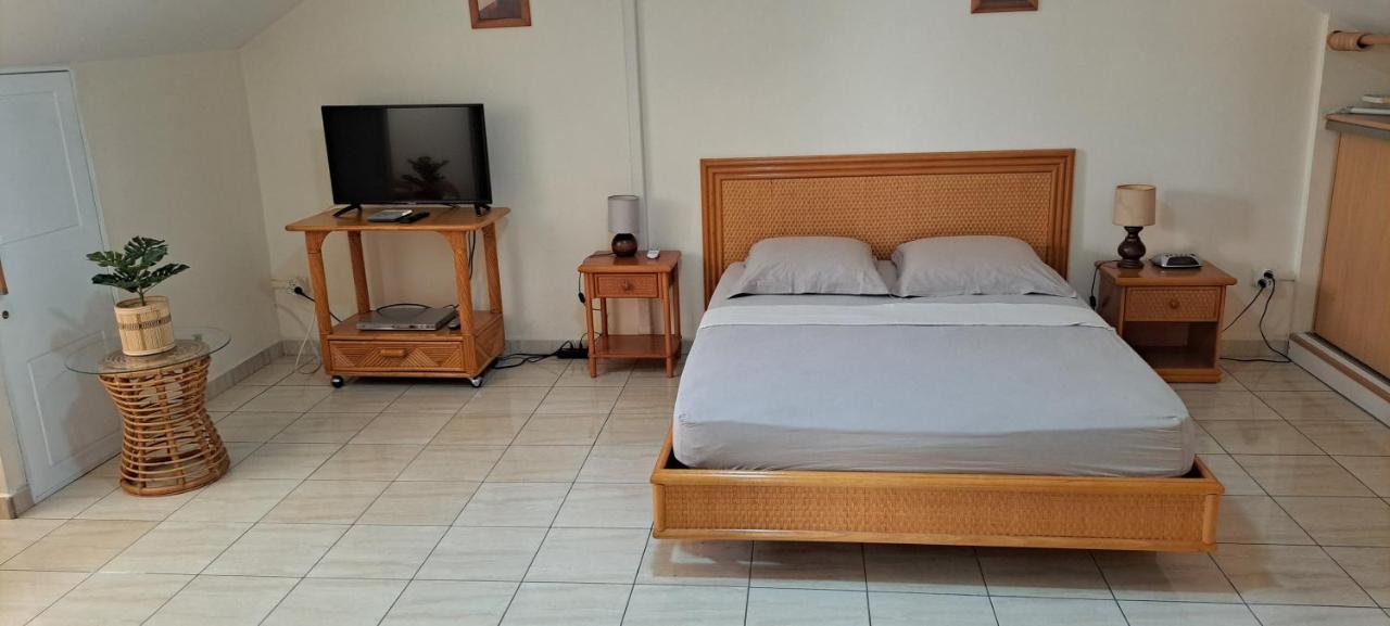 Logement Spacieux Deux Pieces A Baie Mahault Екстер'єр фото