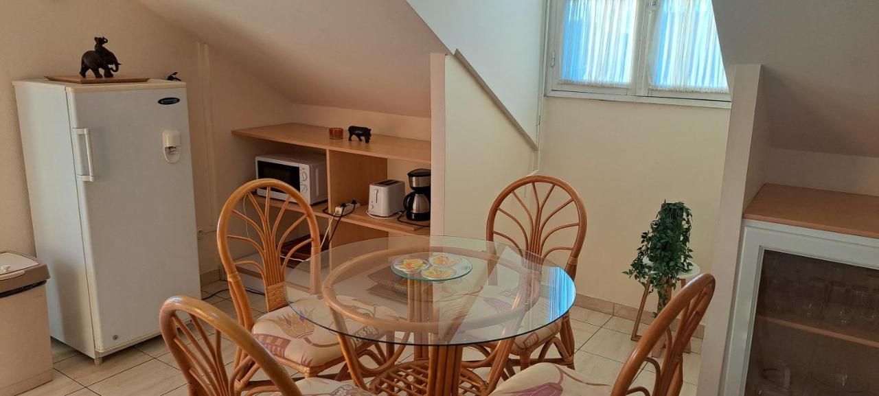 Logement Spacieux Deux Pieces A Baie Mahault Екстер'єр фото