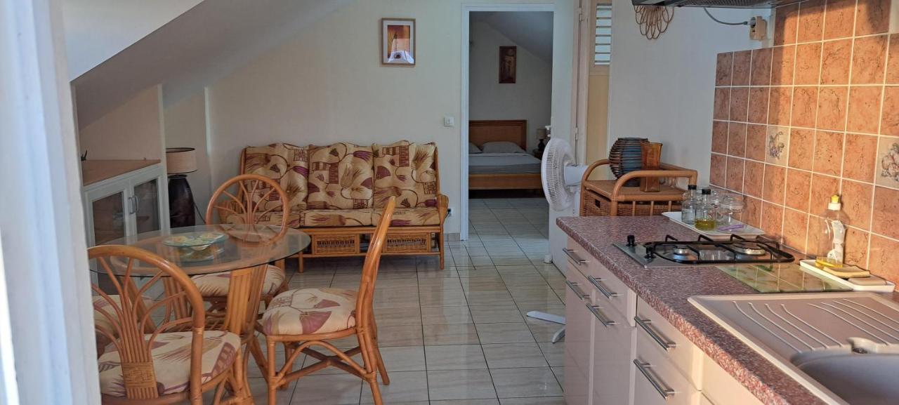 Logement Spacieux Deux Pieces A Baie Mahault Екстер'єр фото