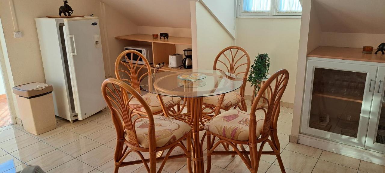 Logement Spacieux Deux Pieces A Baie Mahault Екстер'єр фото
