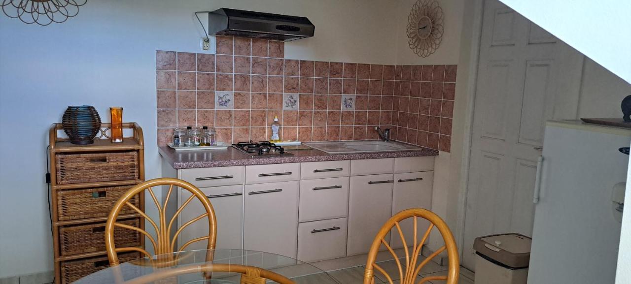 Logement Spacieux Deux Pieces A Baie Mahault Екстер'єр фото