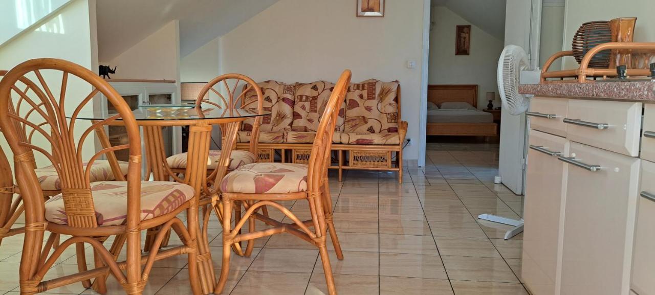 Logement Spacieux Deux Pieces A Baie Mahault Екстер'єр фото