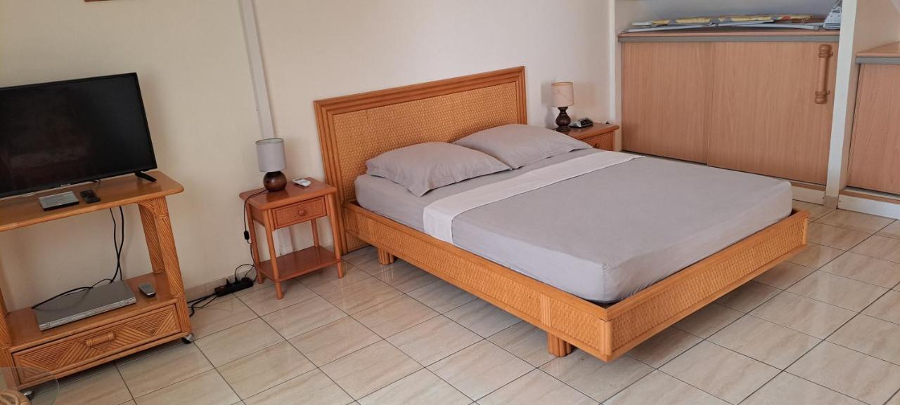 Logement Spacieux Deux Pieces A Baie Mahault Екстер'єр фото